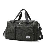 Sac à langer léopard kaki avec poches spacieuses